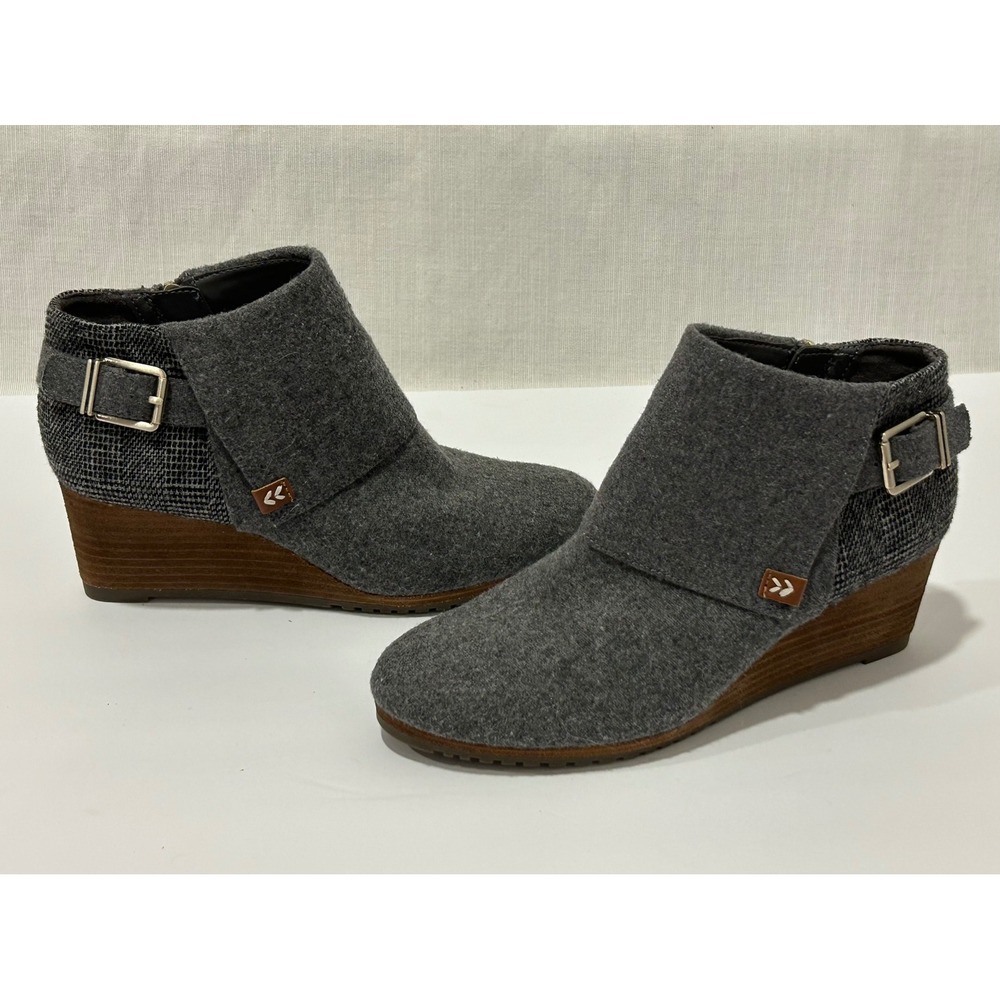 Dr. Scholls Create Grey Felt Wedge Ankle Booties Buckle Accent Womens 6.5M